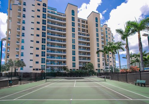 the cliff tennis court